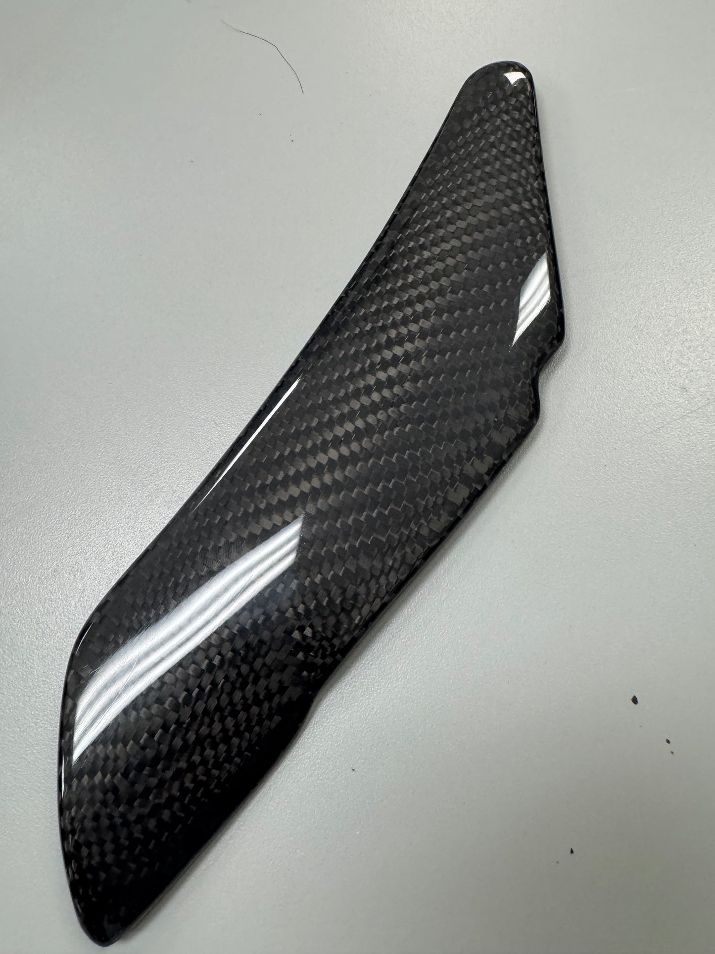 ****Preorder Only*****2024+ Street Glide Fork Wind Deflectors- Carbon Fiber- ****Preorder Only*****